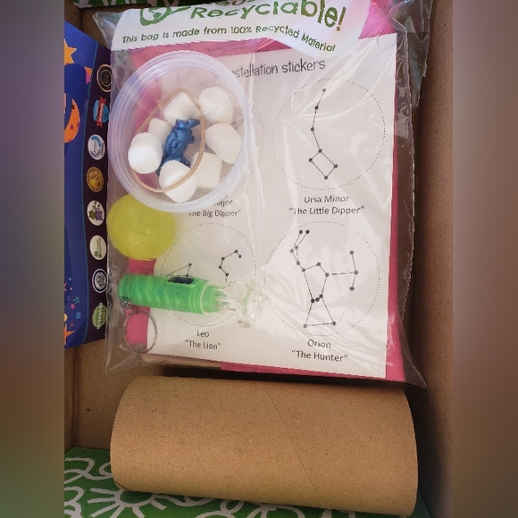 Outer Space Activity Kit - Picture 3 of 3